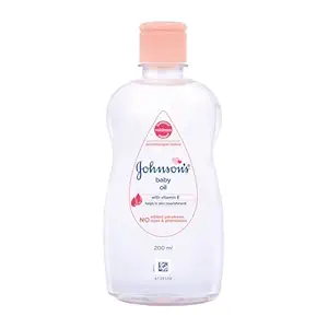Johnson's Baby Oil with Vitamin E, Non-Sticky for easy spread and massage, 200ml