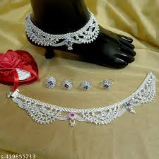 Women anklets