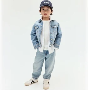 Kids clothes